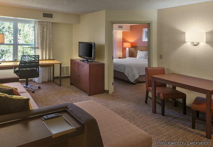 Residence Inn Indianapolis Airport Εξωτερικό φωτογραφία