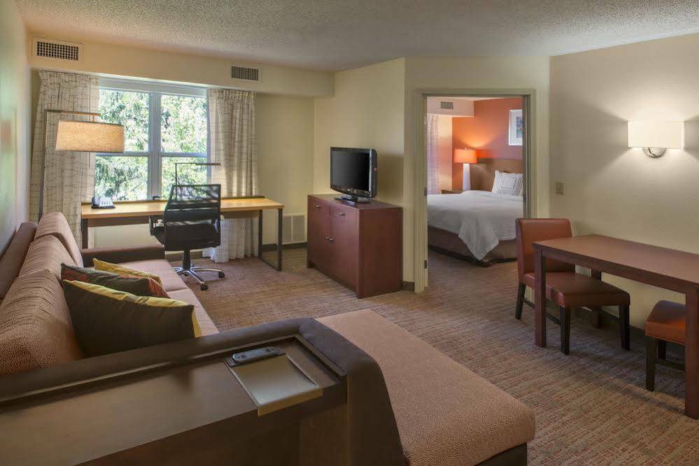 Residence Inn Indianapolis Airport Εξωτερικό φωτογραφία